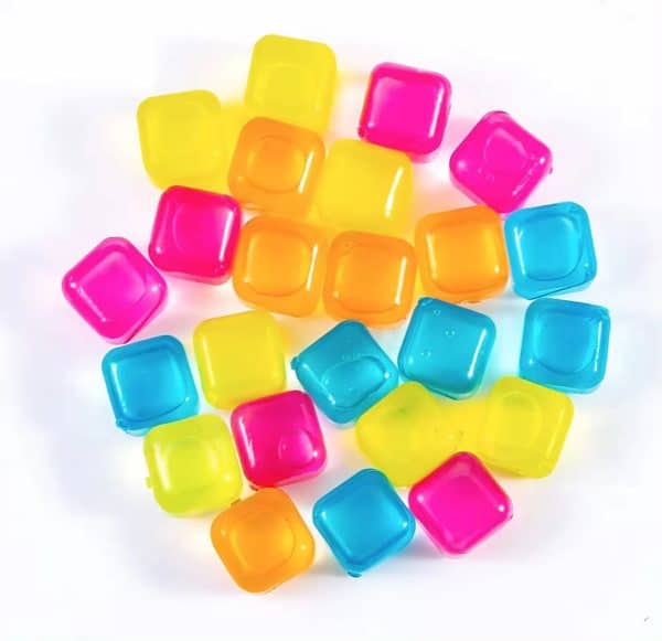 Reusable ice cube
